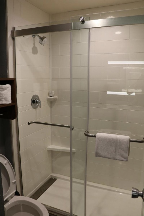 La Quinta Inn & Suites by Wyndham Chicago Gurnee image 17
