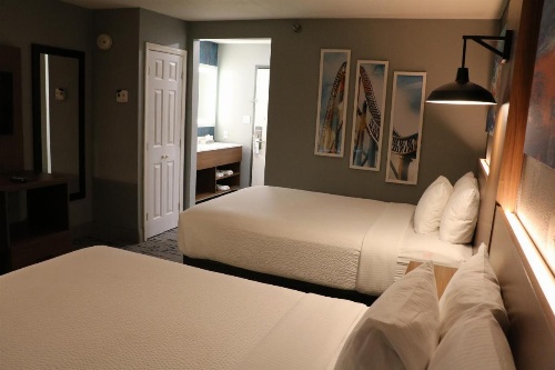 La Quinta Inn & Suites by Wyndham Chicago Gurnee image 19