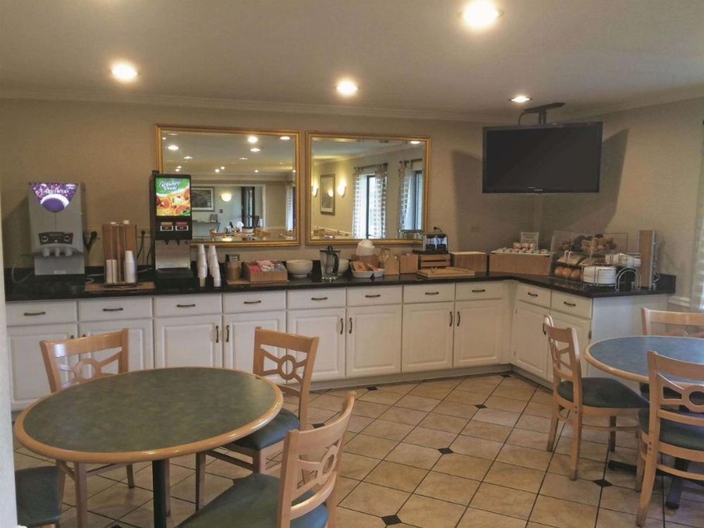 La Quinta Inn & Suites by Wyndham Chicago Gurnee Image 27