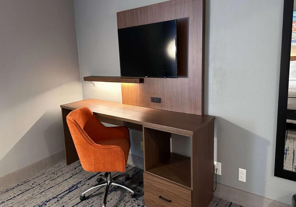 La Quinta Inn & Suites by Wyndham Chicago Gurnee Image 30